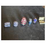 Decorative Porcelain Trinket Boxes, Mini Urn and Decorative Chest
