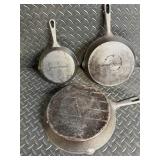 Utopia Kitchen Cast Iron Skillet Set (Lot of 3)