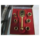 Mini 1/4in drive socket and Ratchet...