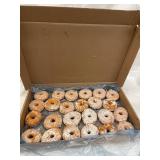 E - Donut Bakery Glazed Ring Donuts (24 Donuts) - Net Wt 67.7 oz (1.92 kg)