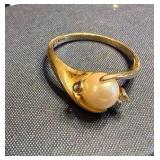 10K Pearl & Diamond Size 6 Ring