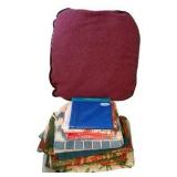 Variety of Linens & Pillows