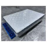 Beautyrest Silver 700 Plush Pillowtop Queen Mattress - MSRP $999.00 - No Reserve!