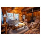 CB11 Timber Bay Cabin Experience - Three Bedroom Experience - The Wolf - 3 Room - 5 Bed - 1 Futon 7