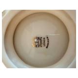 Lenox 4-Piece Porcelain Set with Gold Trim