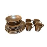 Sango Swirl 7100 14-Piece Dinnerware Set