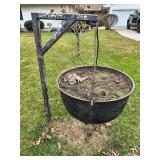 Yard Cauldron -2 Piece