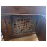 VINTAGE "The Bonnet Box" by Guild