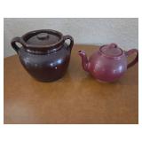 VINTAGE Bean pot and teapot