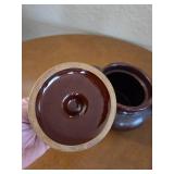 VINTAGE Bean pot and teapot