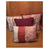 Lot of 4 -Assortment of couch/bed accent pillows