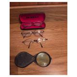 3 Pairs of reading glasses + Pocket Magnifier Loupe