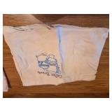 VINTAGE Embroidered linens - Set of 3
