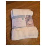NEW IN PACKS - Set of 2