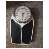 VINTAGE Health-O-Meter Professional Scale
