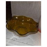 flower planters with amber bowl