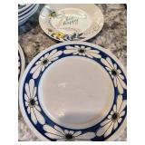 BEE Dish Set