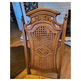Beautiful Vintage Dinning Table W/chairs