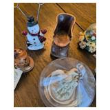 Variety of vintage items