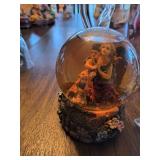 Variety of vintage items