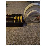Heavy duty plastic dish wear