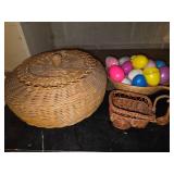 ASSORTMENT of Wicker pieces