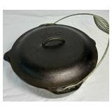 Lodge Cast Iron Dutch Oven - 10DO - 7 Quart