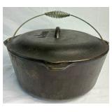 Lodge Cast Iron Dutch Oven - 10DO - 7 Quart