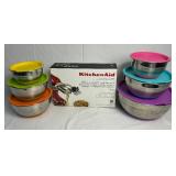 Kitchen Bundle of KitchenAid Stand Mixer Spiralizer Attachment and Stainless Steel 6 Mixing Bowls with Lids