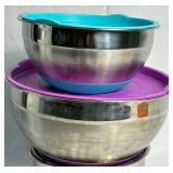 Kitchen Bundle of KitchenAid Stand Mixer Spiralizer Attachment and Stainless Steel 6 Mixing Bowls with Lids