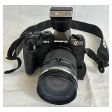 Olympus OM-D E-M1 Mark II Digital Mirrorless Camera bundle with Olympus M.zuiko Digital ED 14-1500mm lens & Olympus FL-LM3 Compact Flach Unit