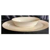Lenox Gold Leaf Hayworth Porcelain Fine China Set - Cream Colored Ivory with Gold Trim