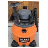 Ridgid 16 Gallon Wet/Dry Vac with Detachable Blower plus Hose and Attachments Model WD16800