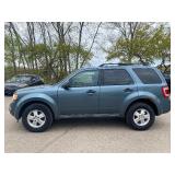 2011 FORD ESCAPE XLT (NO RESERVE)