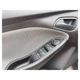 2012 FORD FOCUS SE (NO RESERVE)