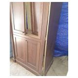 8 Cabinets