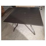 42x42 aluminium patio table