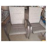 Set of 2 patio chairs