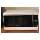 LLBR - Sunbeam Countertop Microwave Oven Model: SGS10701