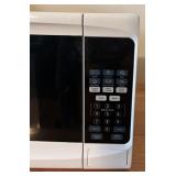 LLBR - Sunbeam Countertop Microwave Oven Model: SGS10701