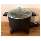 LLBR - Rival Crock-Pot Slow Cooker & Rival Electric Deep Fryer