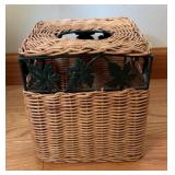 BR1 - Woven Bin with Tissue Holder