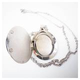 Glam Oval Bird Locket Pendant Necklace with Enamel Design - 28"