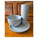 Camping Dinner Ware, 4 Coffee Cups with Lids, Pink, Red and Gray Cups, Plates and Bowls