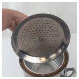 Everlast Forged Aluminum Hammered Pot with Lid - Grapevine Motif, Dual Handles