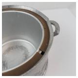 Everlast Forged Aluminum Hammered Pot with Lid - Grapevine Motif, Dual Handles