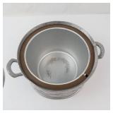 Everlast Forged Aluminum Hammered Pot with Lid - Grapevine Motif, Dual Handles