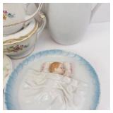 Teapot With Floral Motif & Gold Trim - Assorted Chinaware Set (Teapot, Cups & Saucers)