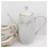 Teapot With Floral Motif & Gold Trim - Assorted Chinaware Set (Teapot, Cups & Saucers)