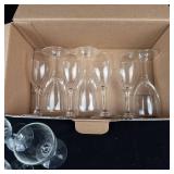 11-Piece Stemware Glass Set - 5.5-Inch Tall Wine Glasses